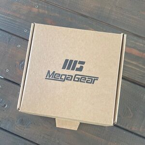 NWT/in box Mega Gear Leather Camera Case